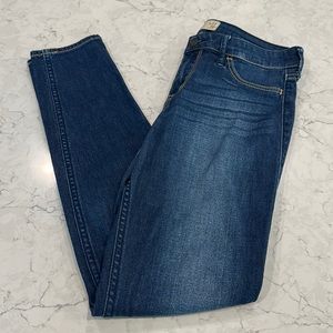 Low Rise Hollister Jeggings